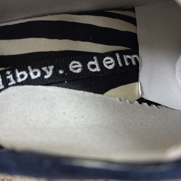 Libby Edelman Navy and Black leather Lace-Up Heeled shoes - Picture 6 of 7